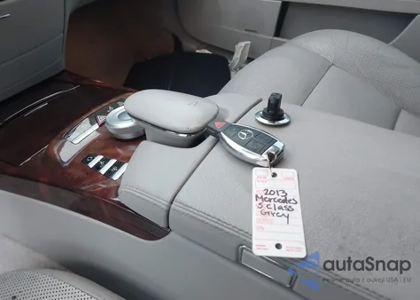 2013 Mercedes-Benz S 550 из США, поврежденный, VIN WDDNG7DB0DA496526